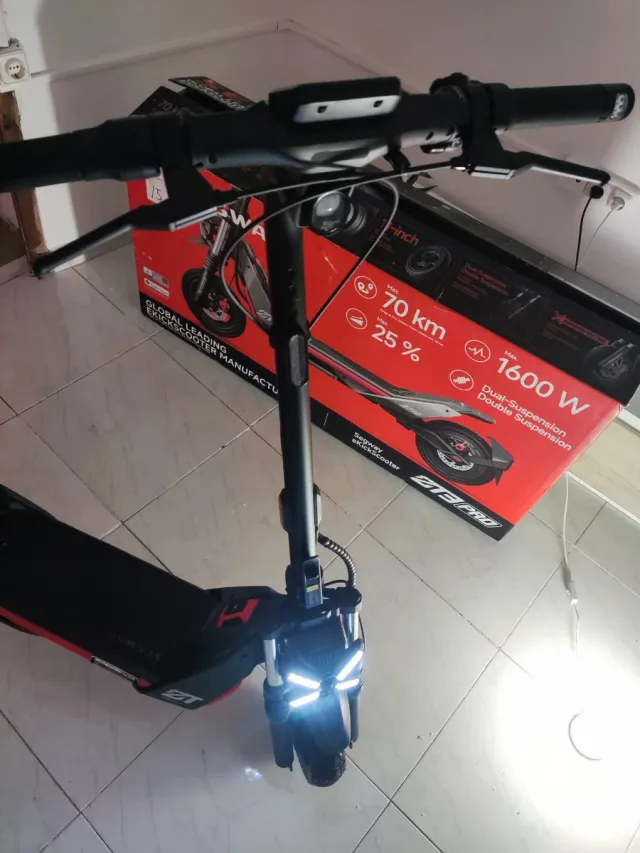 Patinete Eléctrico Segway ZT3 Pro