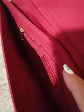 Pochette scamosciata Primadonna rossa