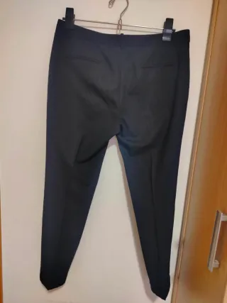 Pantalón vestir negro Zara