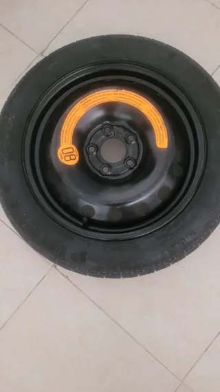 Rueda de repuesto con kit