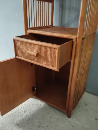 Armario de mimbre con arco