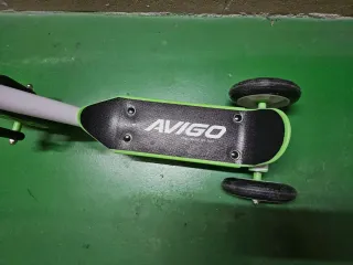 Patinete 3 Ruedas Avigo Verde