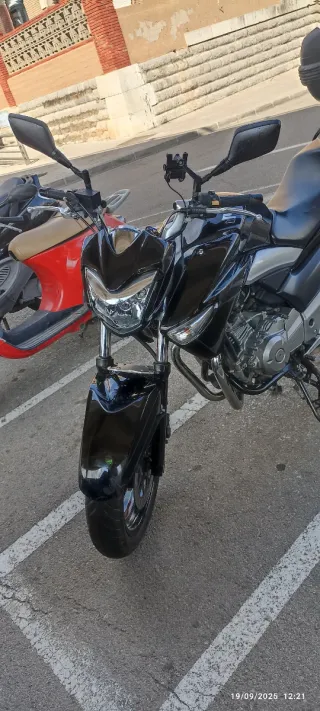 Suzuki Inazuma Muy Cuidada