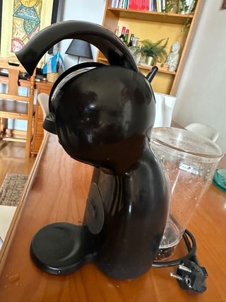 Cafetera Dolce Gusto Negra