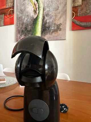 Cafetera Dolce Gusto Negra
