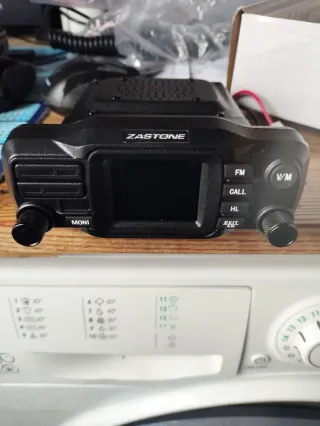 Rádio Zastone D500 Dual Band