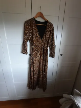Vestido estampado leopardo talla M