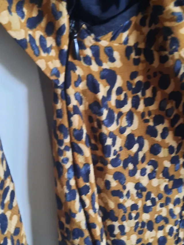 Vestido estampado leopardo talla M