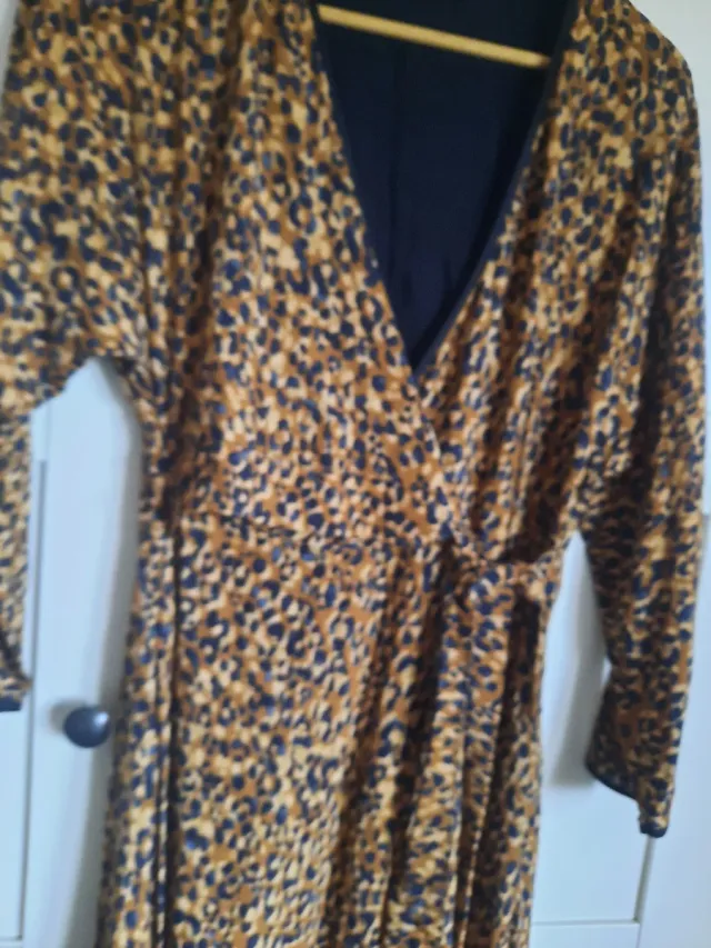 Vestido estampado leopardo talla M