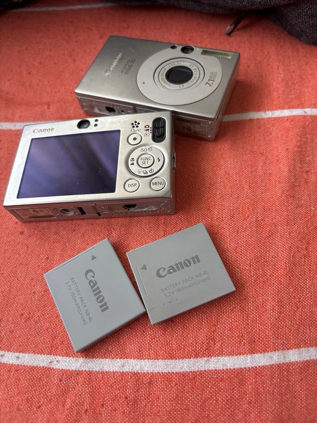 2 Cámaras Digitales Canon IXUS 70