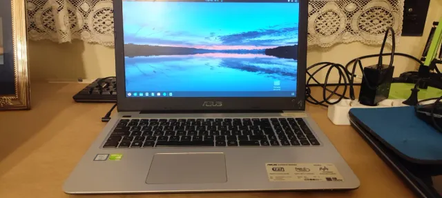 Chromebook ASUS Sonicmaster Negro