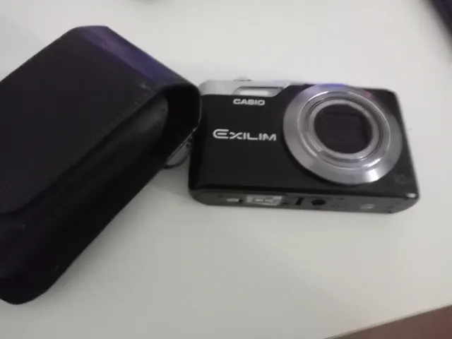 Cámara Casio EXILIM 10x Zoom Falta La bateria