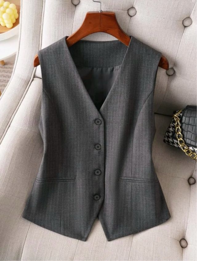 Chaleco elegante cuello V