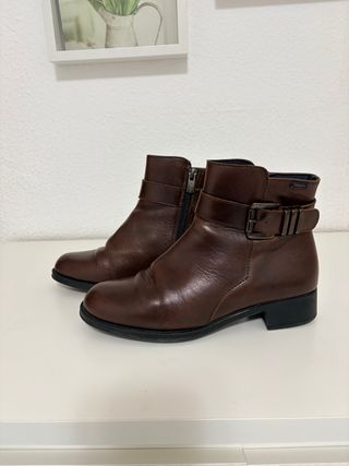 Botines Callaghan piel marrones