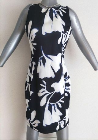 Vestido H&M floral negro y blanco