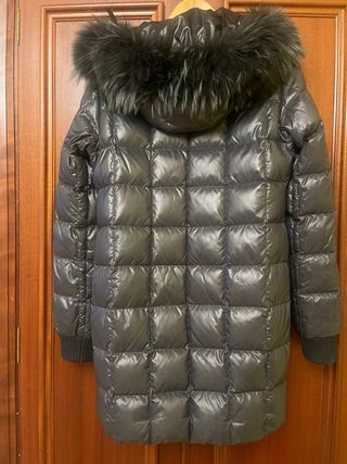 Plumas DUVETICA negro con capucha