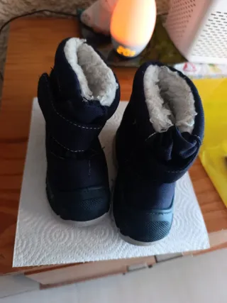 Botas de nieve para bebé talla 22/23