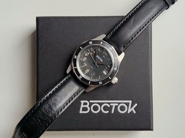 Nuevo Vostok Megapolis 79014A 2416B automático