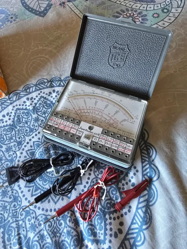 Supertester 680 R ICE Multímetro