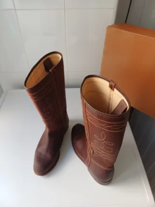 Botas n°35 Valverde del Camino en cuero marrón