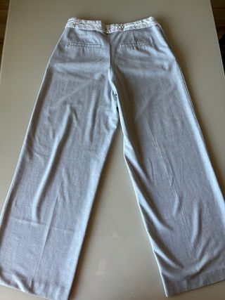 Conjunto chaleco y pantalón gris