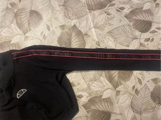 Crop top Ellesse nero taglia 44 palestra