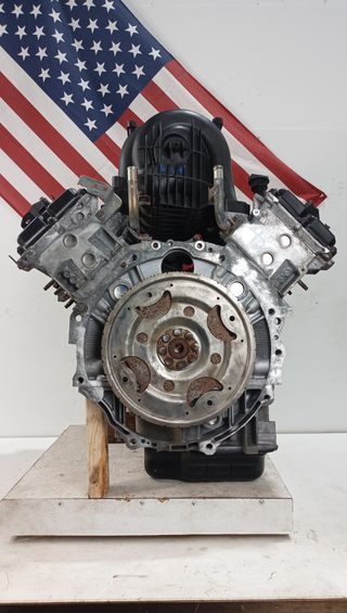 Motor Nissan NV 2500 3500 Armada 5.6 V8 VK56DE VK56 ES
