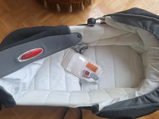 Capazo/Maxi-Cosi Chicco Negro