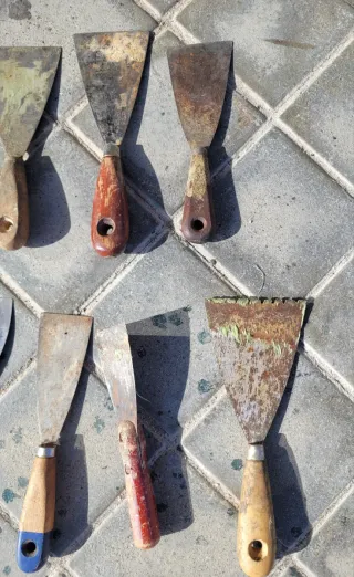 Lote 12 espátulas de albañil