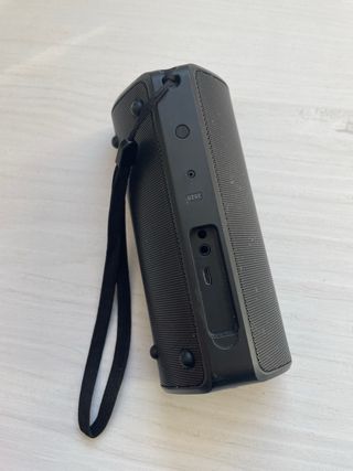 Altavoz AY Negro Portátil