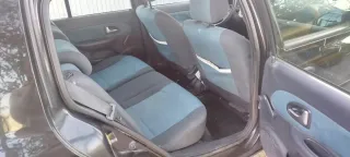 Renault Clio 2003 edition billabong