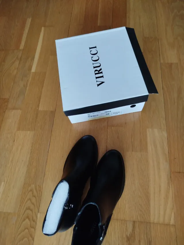 Botines VIRUCCI negros talla 39