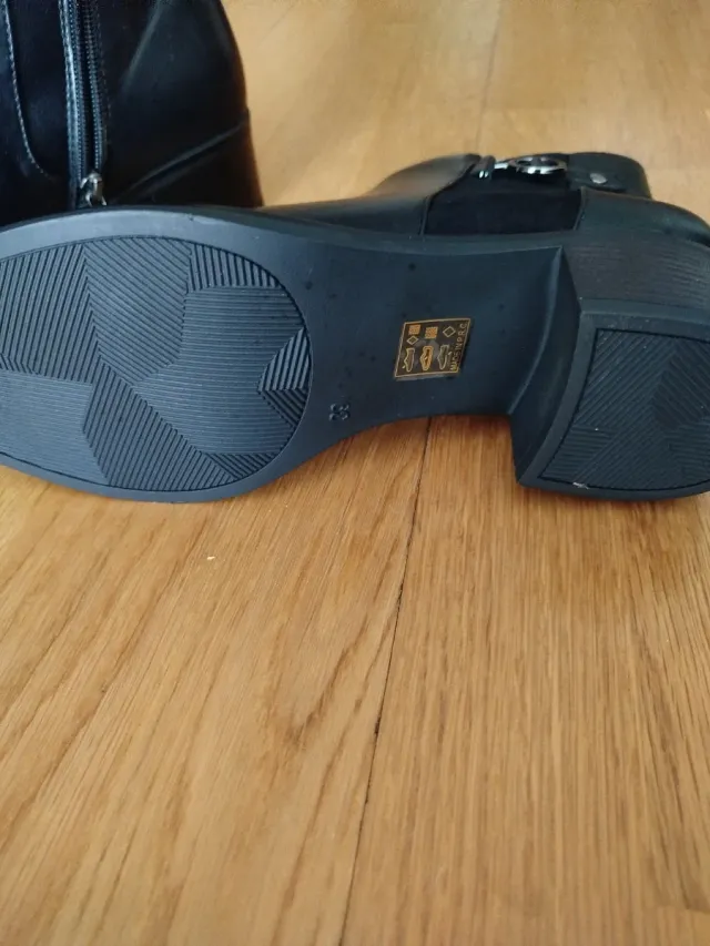 Botines VIRUCCI negros talla 39