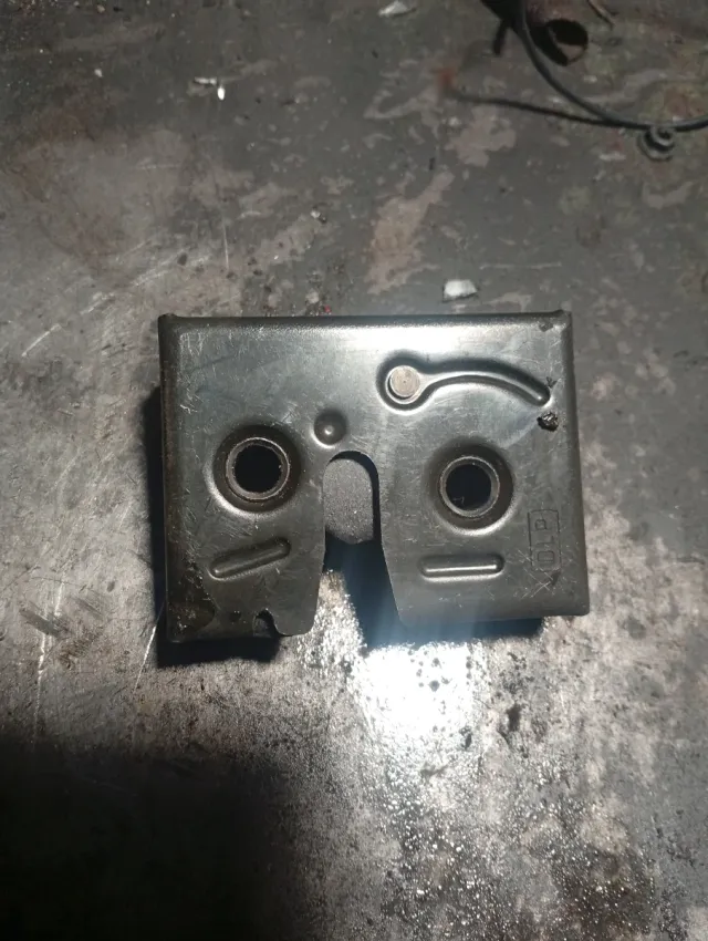 Cerraduras Excavadora Case