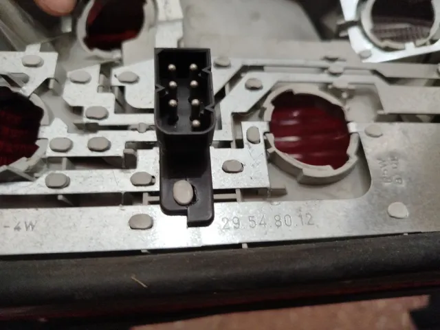 Piloto trasero derecho BMW E36