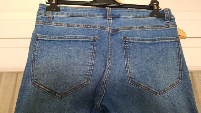 Pantalón Vaquero Flare Mango Talla M/40