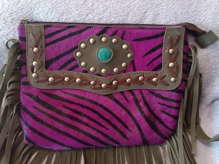 Bolso flecos morado y marrón