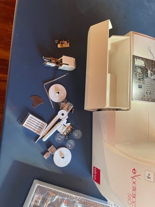 Máquina de coser Elna Experience 560