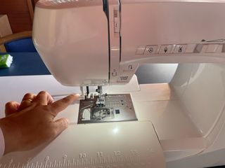 Máquina de coser Elna Experience 560