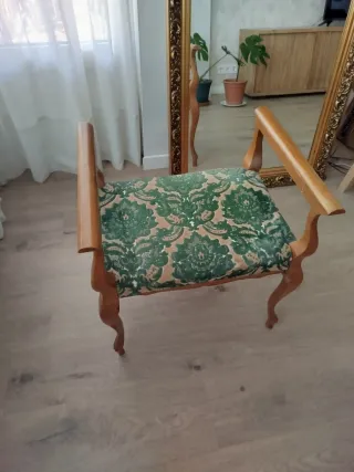 SILLÓN ANTIGUO MADERA DESCALZADORA