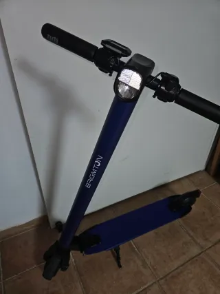 Patinete Eléctrico Azul