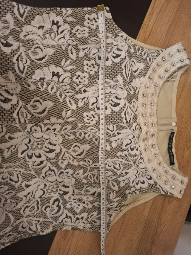 Vestido fiesta Zara encaje blanco y negro