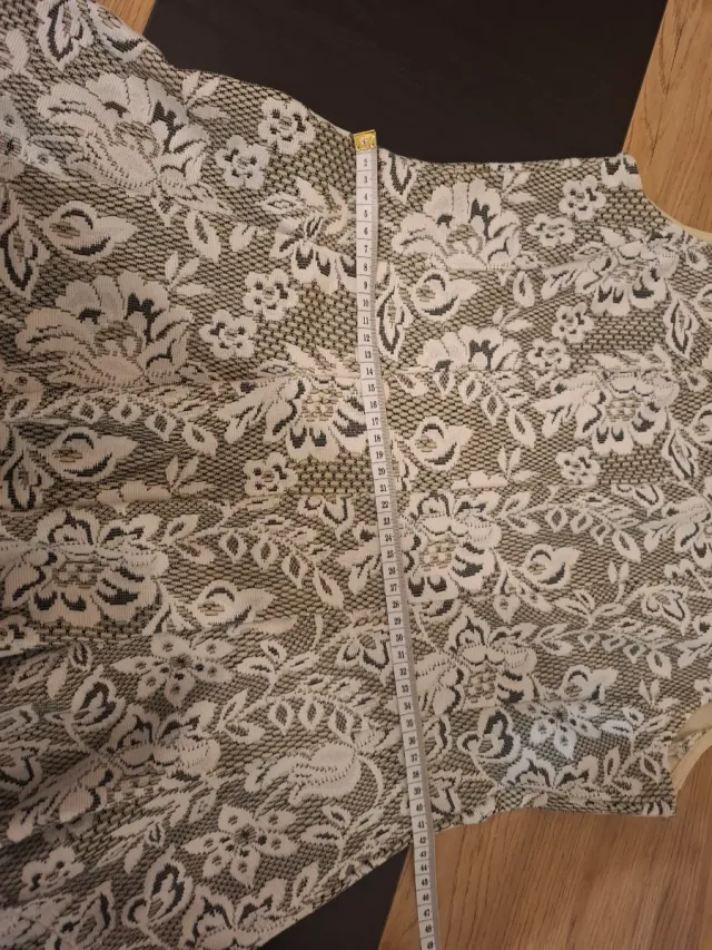 Vestido fiesta Zara encaje blanco y negro