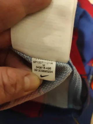 Camiseta FC Barcelona Nike Talla M DE NIÑO