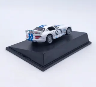 DODGE VIPER GTS-R N°5 1:43 UNIVERSAL HOBBIES