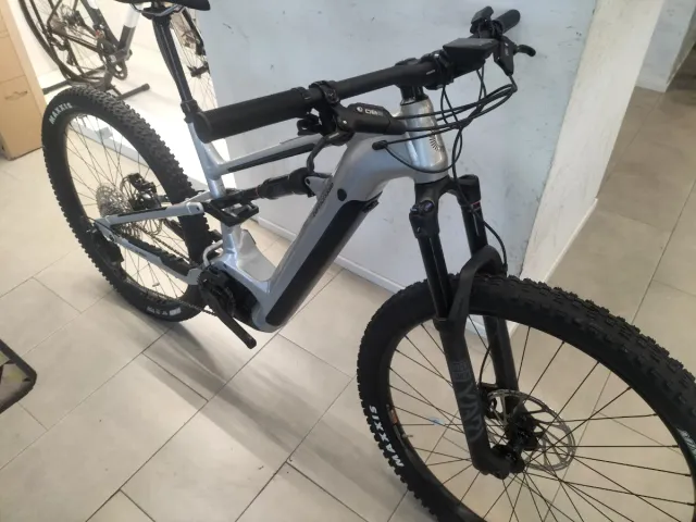 Bicicleta Cannondale Moterra Neo 3