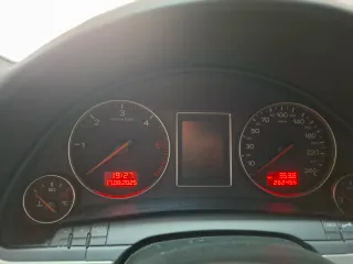 Audi A4 2.5TDI Avant Quattro