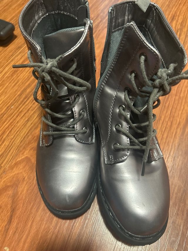 Botas plateadas talla 38
