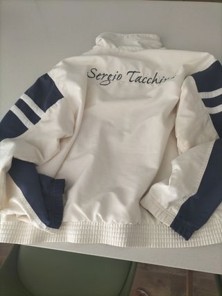 Chaqueta Sergio Tacchini blanca y azul