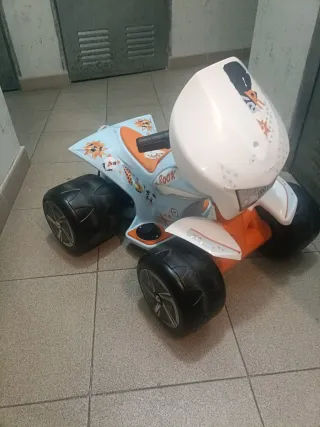 Quad infantil azul y naranja